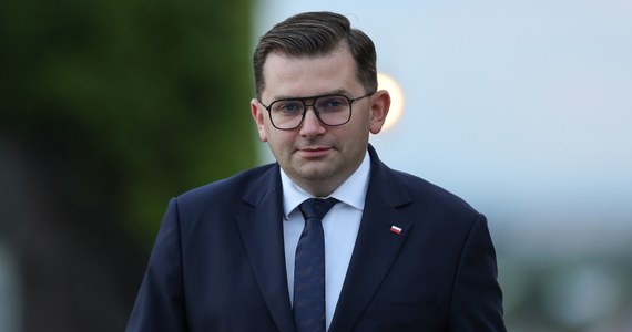 Poseł Łukasz Kmita (PiS) ponownie nie został wybrany przez sejmik na nowego marszałka województwa małopolskiego. Za jego kandydaturą opowiedziało się w głosowaniu tajnym 17 spośród 38 obecnych radnych, 19 radnych było przeciw. Dwa głosy były nieważne.