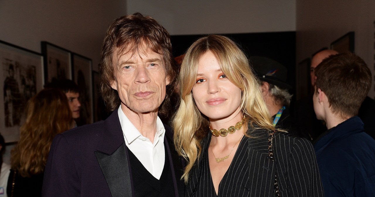 Georgia May Jagger, córka legendarnego Micka Jaggera, ogłosiła, że spodziewa się swojego pierwszego dziecka. Ojcem jest jej partner Cambryan Sedlick.  
