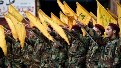 AP: Tysiące bojowników chcą dołączyć do wojny Hezbollahu z Izraelem