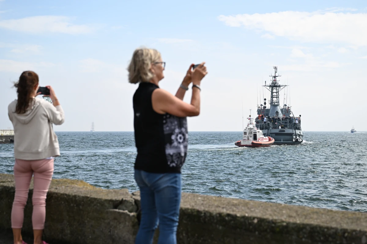 Dziś dzień otwarty „Daru Młodzieży”, pokazy w planetarium, nauka pływania na deskach SUP i jarmark morski. W kolejnych dniach wystawy, spotkania i start Gdynia Sailing Days!
