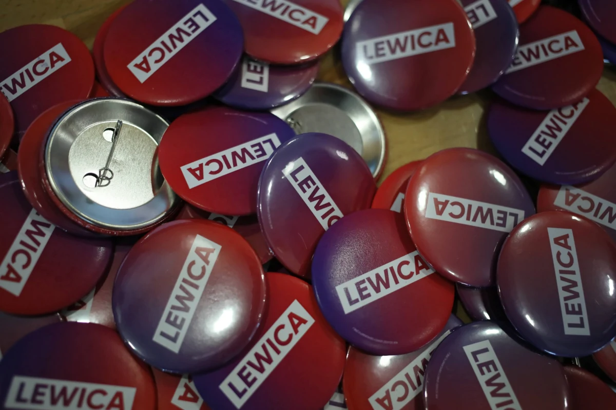 Rada Krajowa Partii Razem nie podjęła dziś decyzji o opuszczeniu klubu Lewicy. Jak czytamy w komunikacie, “zobowiązała przewodniczących partii do pilnego spotkania z władzami Nowej Lewicy i dała im mandat do rozmów na temat przyszłości klubu".