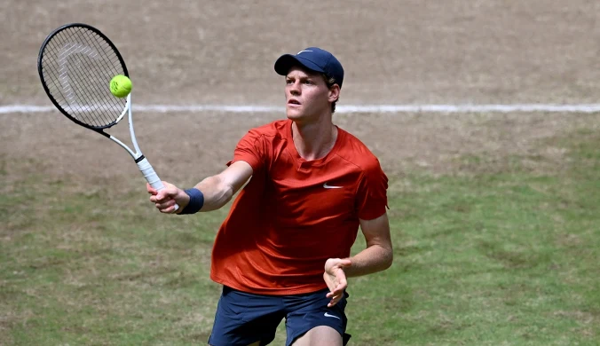 Niespodzianka, światowa "jedynka" za burtą. Udany rewanż za Rolanda Garrosa