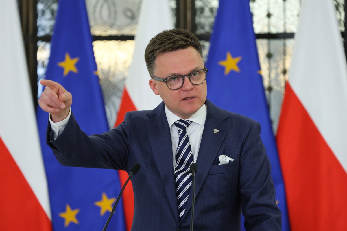 "Kandydatem Trzeciej Drogi na prezydenta będzie marszałek Sejmu Szymon Hołownia. Daje gwarancję przejścia do nowej epoki" - powiedział senator i były premier Waldemar Pawlak z PSL w TVN24.