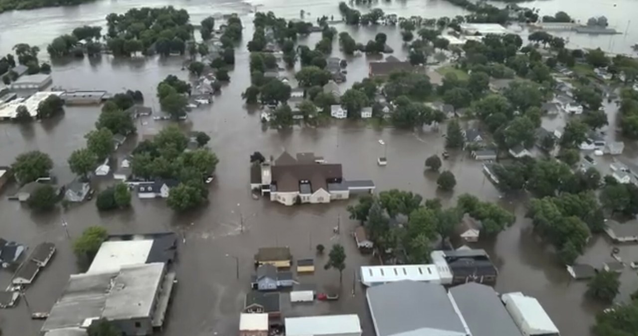  Kataklizm w USA. 11-tysięczne miasto odcięte od świata