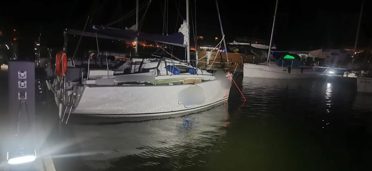 W nocy z soboty na niedzielę w jednym z portów w Mikołajkach doszło do wybuchu gazu w łodzi. W środku było pięć osób. Na szczęście nikomu nic się nie stało.