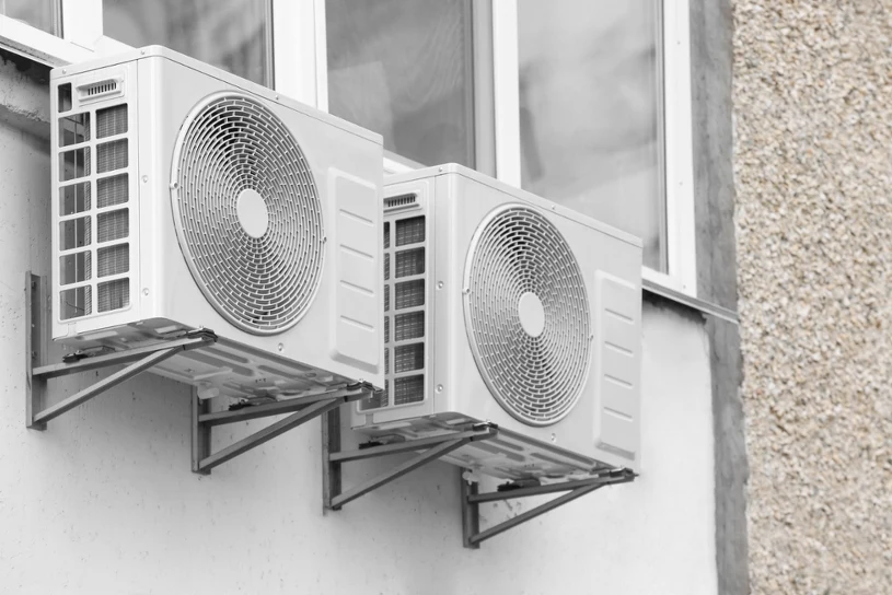 Samodzielny montaż klimatyzacji split grozi karą do kilku tysięcy złotych