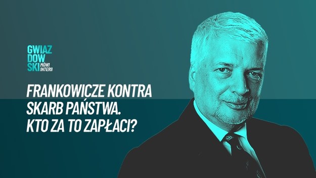 - Wpadło mi w oczy ogłoszenie pewnej kancelarii. Proponują nam, że odkupią nasz kredyt frankowy. Odkupią nasz dług. Od razu przypomniały mi się różne boje z frankowiczami – mówi Robert Gwiazdowski. - Pojawił się nowy temat, który być może lepiej uzmysłowi niektórym, na czym dowcip z tym odkupowaniem długów polega. Otóż, warszawki sąd zdecydował się otworzyć postępowanie w sprawie pozwu zbiorowego frankowiczów przeciwko Skarbowi Państwa – dodaje. Więcej w najnowszym odcinku podcastu video „Gwiazdowski mówi Interii”. 
