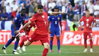 Francuzi zazdroszczą tego Lewandowskiemu. Pokazali kulisy rzutu karnego