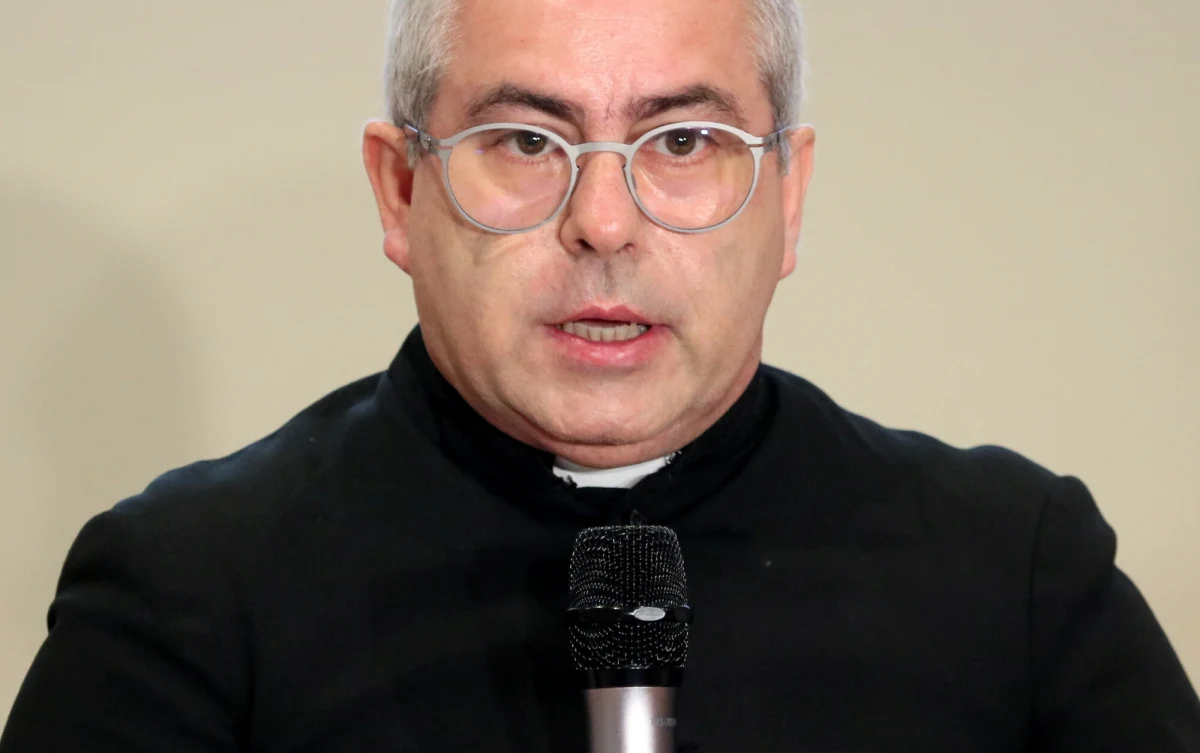 Ks. Marcin Iżycki został zawieszony przez przewodniczącego Konferencji Episkopatu Polski w pełnieniu funkcji dyrektora Caritas Polska - poinformował rzecznik Konferencji Episkopatu Polski ks. Leszek Gęsiak. Nie wiadomo, co dokładnie jest powodem takiej decyzji. 