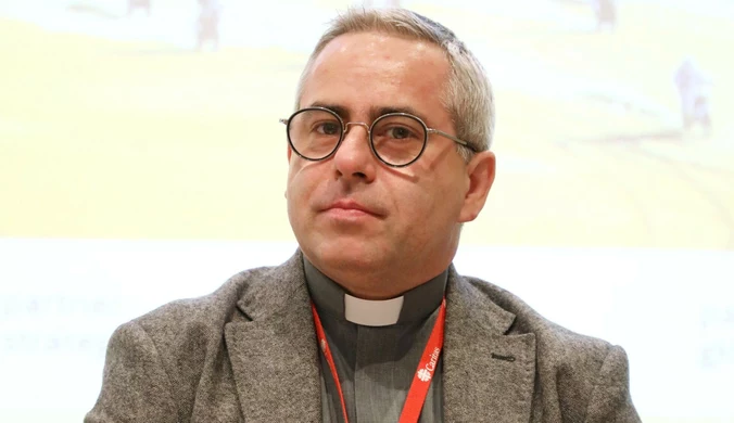 Dyrektor Caritas Polska zawieszony. "Pojawiające się pytania"