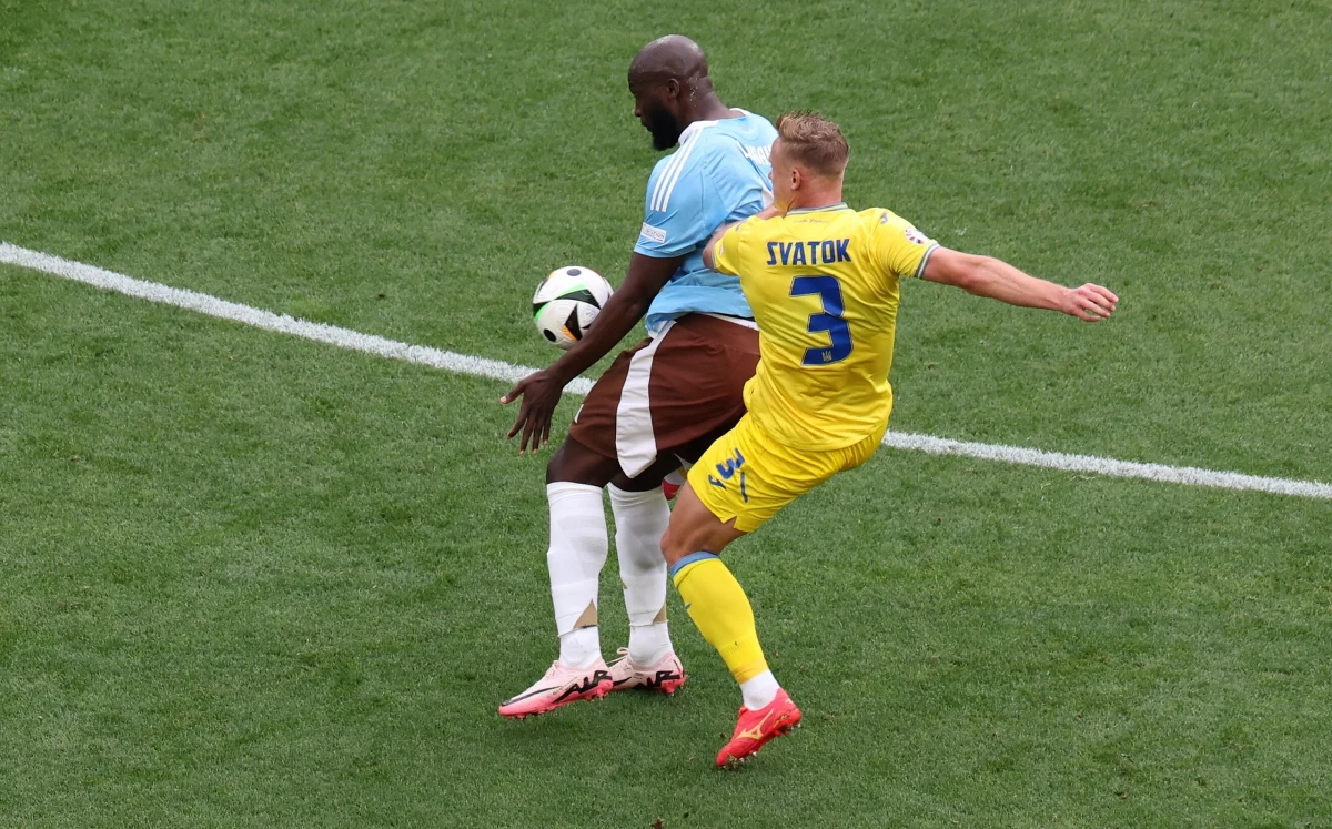 Bezbramkowym remisem zakończył się rozegrany na stadionie w Stuttgarcie mecz Belgii i Ukrainy. Było to pierwsze spotkanie tych drużyn w historii. 