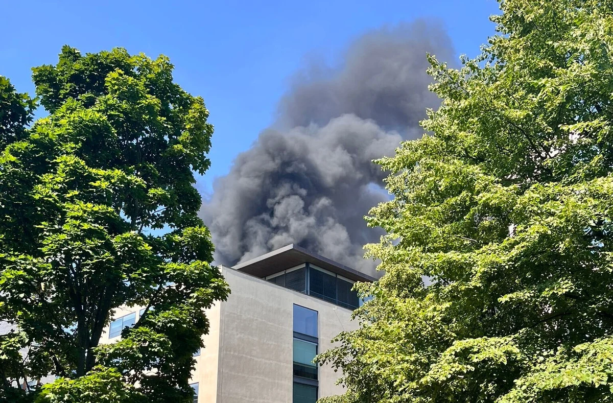 W czwartek rano w siedzibie duńskiego ministerstwa podatków w Kopenhadze wybuchł pożar. Duńskie media podały, że pożar został już opanowany. Nie ma informacji o poszkodowanych.