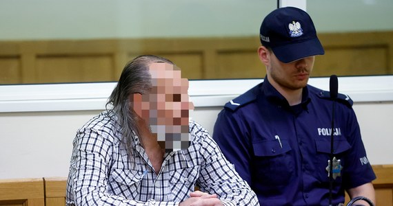 Krzysztof R., oskarżony o zabicie ponad dwa lata temu 45-letniej Aleksandry i jej 15-letniej córki Oliwii, został skazany w czwartek w Sądzie Okręgowym w Częstochowie na karę dożywotniego więzienia. Sąd zastrzegł, że 53-letni mężczyzna o warunkowe zwolnienie będzie mógł ubiegać się najwcześniej po 30 latach.