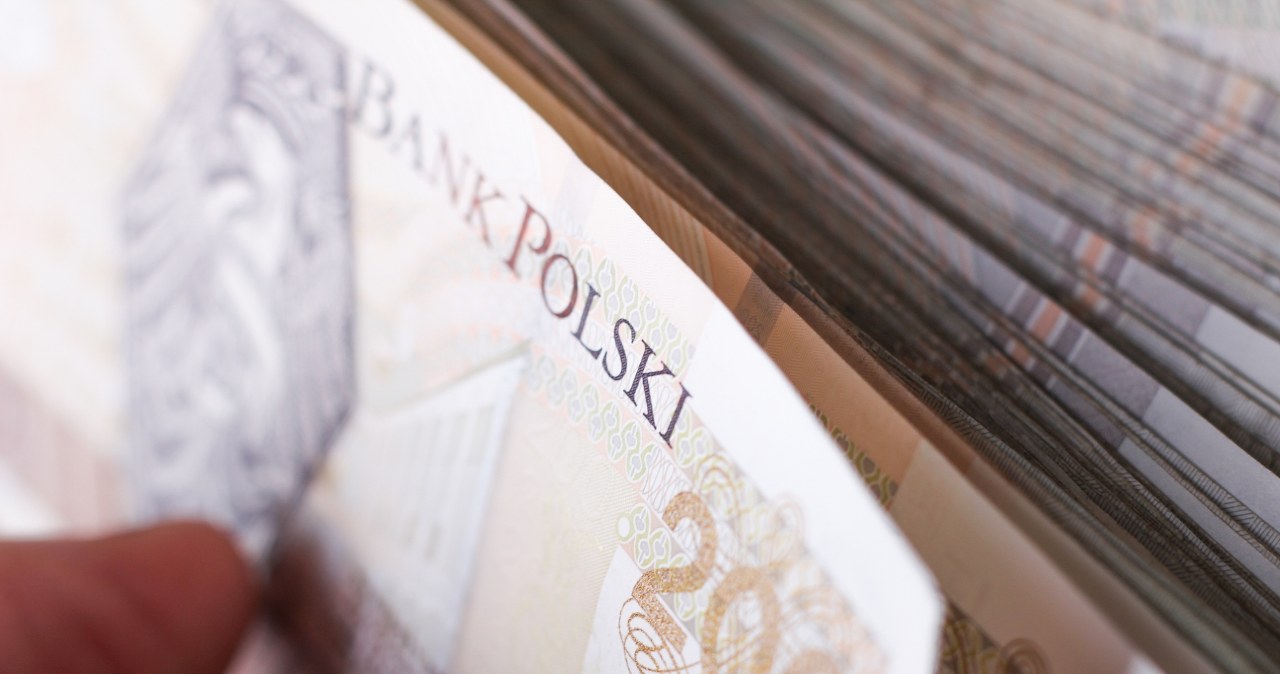 Płaca minimalna wzrośnie do 4950 zł. Jest jednak haczyk