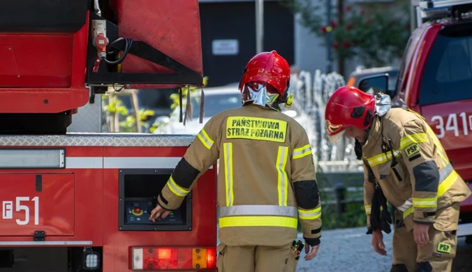 Ćwiczenia podczas upału. Strażacy trafili do szpitala 