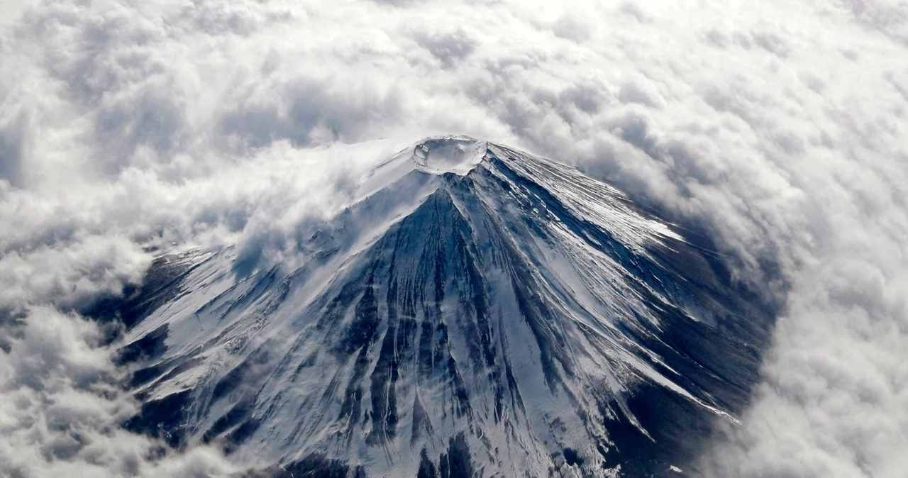 Japońska góra Fudżi - święty szczyt dla wyznawców shintō