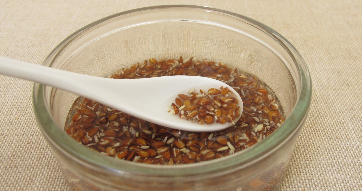 Siemię lniane tak, ale z umiarem. Na większą ilość organizm zareaguje serią nieprzyjemnych dolegliwości