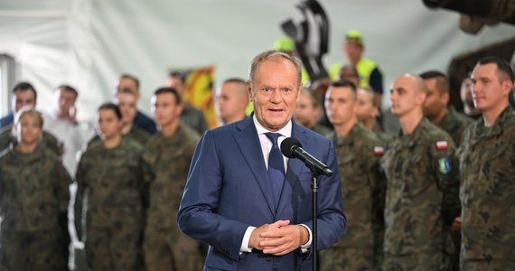 "Ukraina wygra wojnę w olbrzymiej mierze dzięki polskim i amerykańskim żołnierzom. Robicie wielką rzecz" - mówił w poniedziałek w Jasionce premier Donald Tusk.