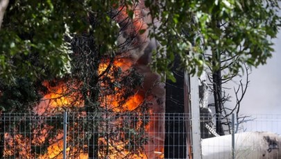 Wielki pożar składowiska odpadów w Łódzkiem. 11 osób poszkodowanych