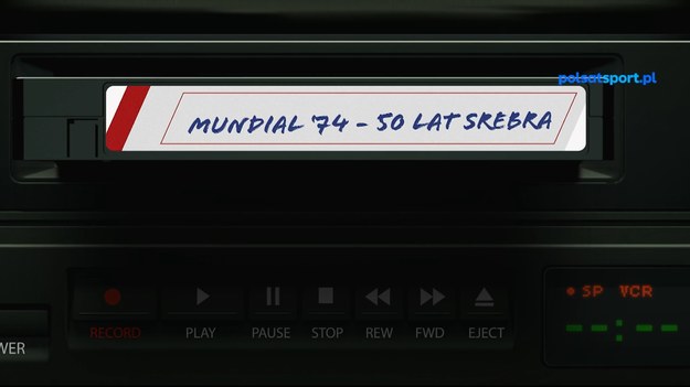 Równo 50 lat temu, w 1974 roku, piłkarska reprezentacja Polski zachwyciła cały świat. "Orły Górskiego", o których pisano, że na mistrzostwa świata jadą rozegrać trzy mecze, wróciły z mundialu ze srebrnym medalem, wywalczonym za zajęcie 3. miejsca. Ponadto Grzegorz Lato z 7 zdobytymi bramkami został królem strzelców turnieju.