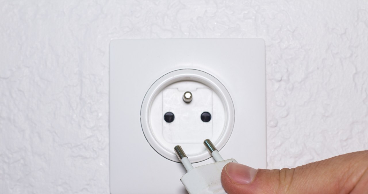 Nowe taryfy na energię elektryczną. Kto może skorzystać z "zamrożenia"?