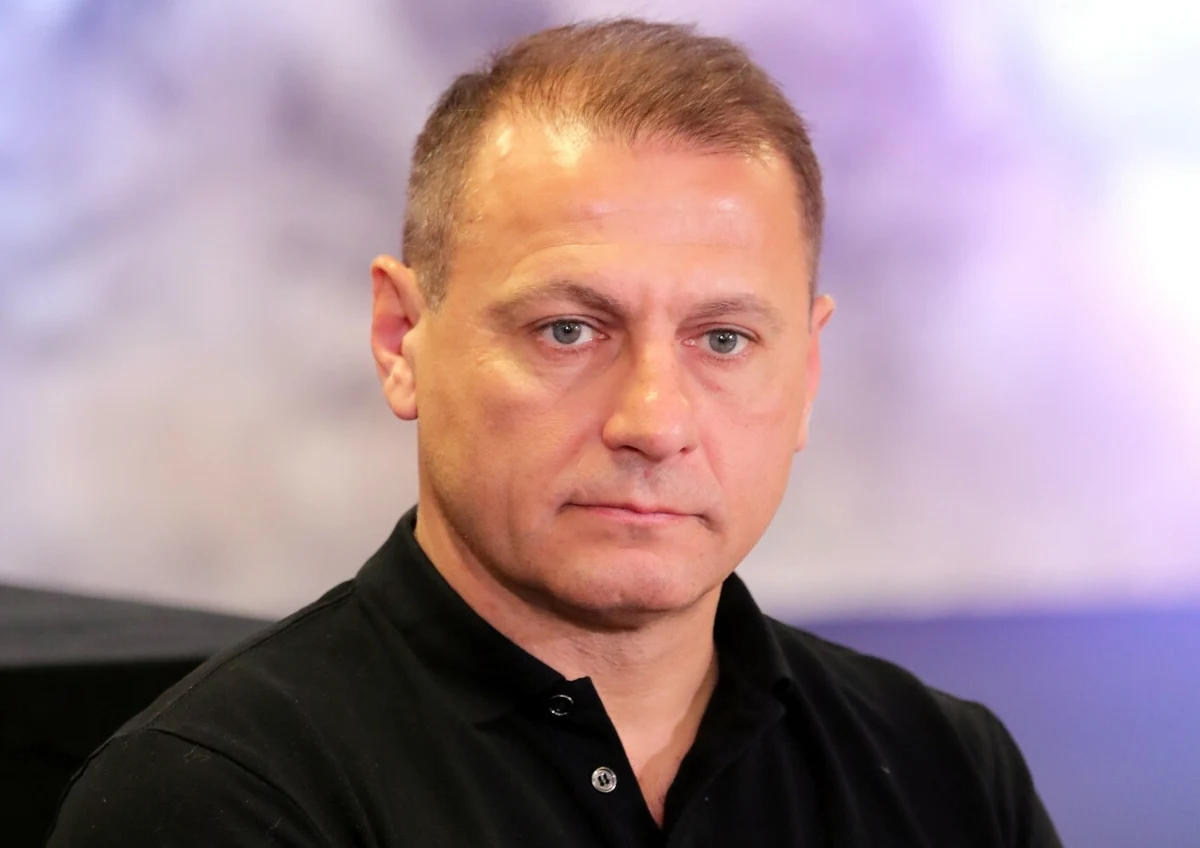 Już w piątek pierwsze dwa mecze ćwierćfinałowe piłkarskich mistrzostw Europy w Niemczech. Gospodarze zmierzą się z Hiszpanią, a Francuzi z Portugalią. W sobotę Anglicy zagrają ze Szwajcarią, a Holandia z Turcją. Przed tymi spotkaniami Cezary Dziwiszek z redakcji sportowej RMF FM porozmawiał z byłym reprezentantem Polski, Piotrem Świerczewskim.