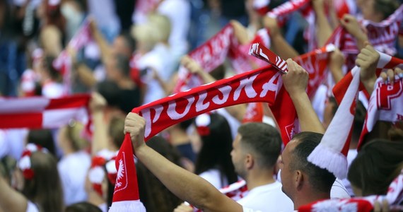 Reprezentacja Polski siatkarzy przygotowuje się do igrzysk olimpijskich w Paryżu. Jednym z ostatnich testów będzie dla Biało-Czerwonych Memoriał Huberta Wagnera w Krakowie. Jeśli chcecie zobaczyć na żywo najlepszych polskich siatkarzy, mamy dla Was bilety na turniej! Szczegóły znajdziecie poniżej.