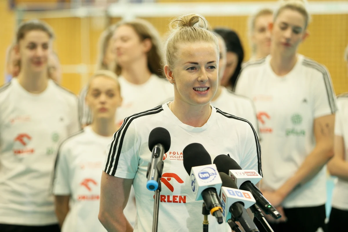 Trener reprezentacji Polski siatkarek Stefano Lavarini podał listę 13 zawodniczek, które pojadą na igrzyska olimpijskie w Paryżu. W fazie grupowej turnieju rywalami Biało-Czerwnych będą reprezentacje Brazylii, Japonii i Kenii. 