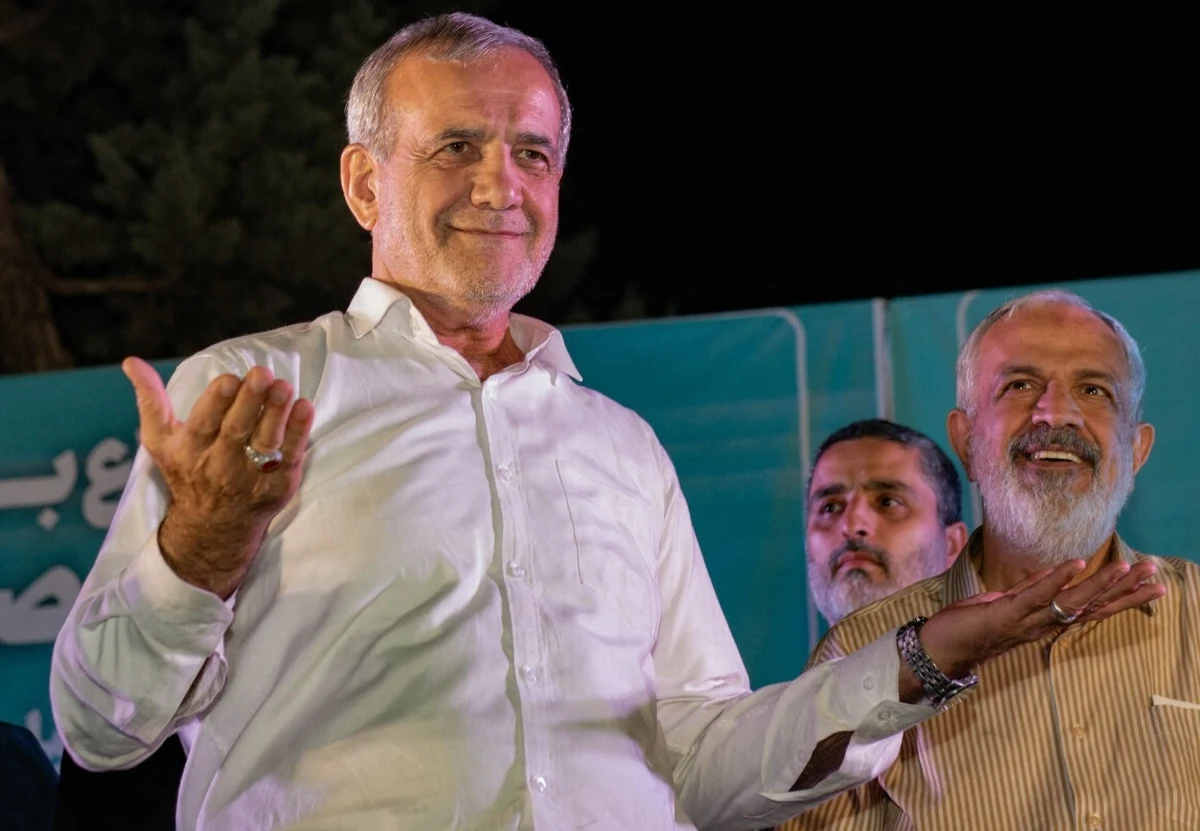 Były minister zdrowia, zwolennik reform Masud Pezeszkian wygrał drugą turę wyborów prezydenckich w Iranie, pokonując konserwatystę Saida Dżalilego – poinformowało irańskie Ministerstwo Spraw Wewnętrznych.