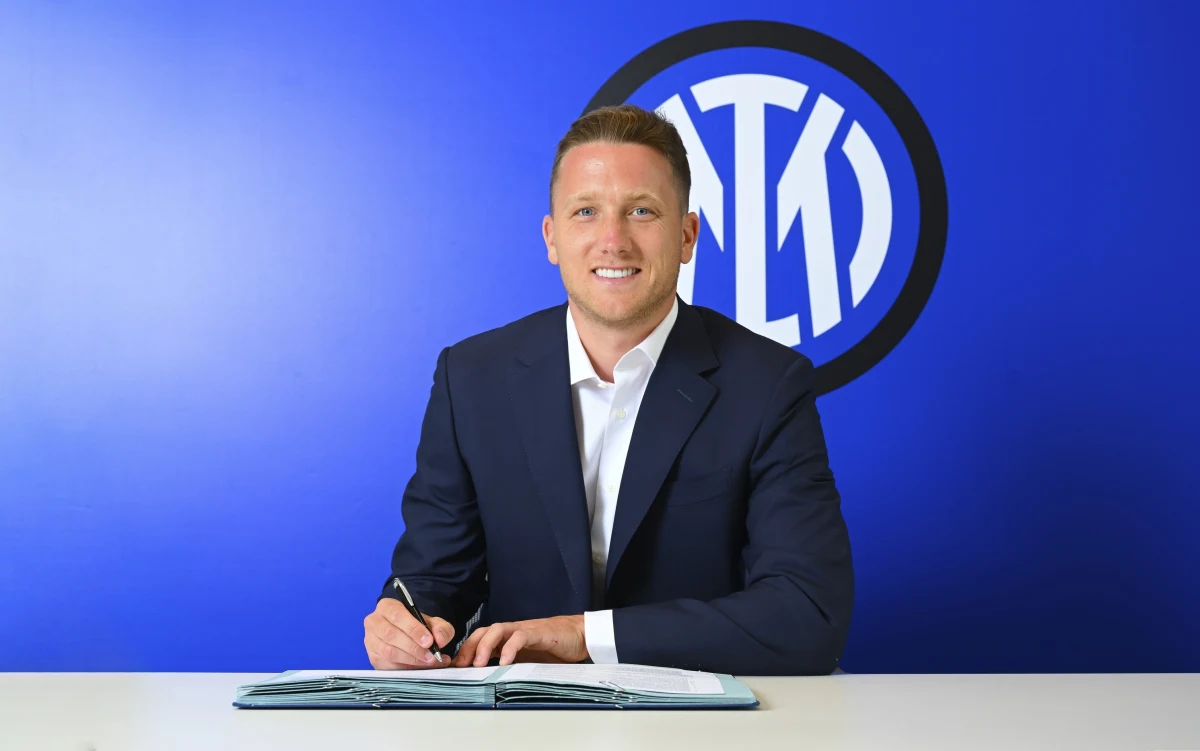 Reprezentant Polski Piotr Zieliński podpisał kontrakt z Interem Mediolan. Umowa obowiązuje do 30 czerwca 2028 roku.