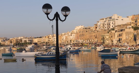 Dwaj Polacy - w wieku 45 i 48 lat - zmarli po nurkowaniu w pobliżu miejscowości Marsaskala na Malcie - podaje "Times of Malta". Sprawę bada miejscowa policja. 