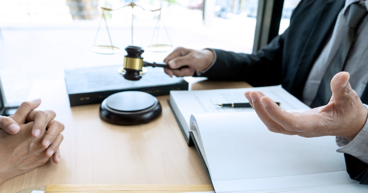 Spadek bez testamentu. Kiedy majątek może przejąć gmina lub Skarb Państwa?