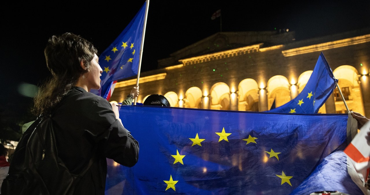  Gruzja poczeka, by wejść do UE. Kara za kontrowersyjną ustawę