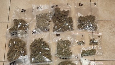 Marihuana i amfetamina w piwnicy 35-letniego brzeszczanina