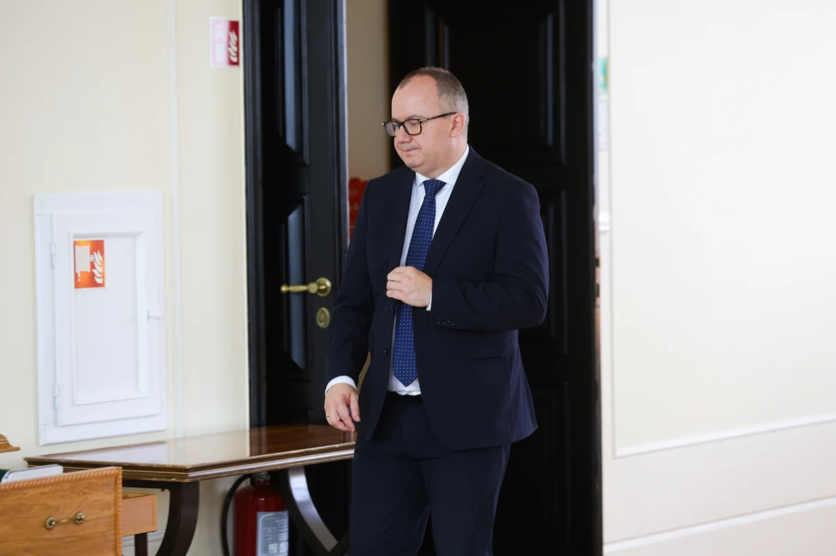 Sejmowa komisja sprawiedliwości w czwartek negatywnie zaopiniowała poprawkę Senatu do noweli ustawy o Krajowej Radzie Sądownictwa umożliwiającą kandydowanie do tej Rady sędziom, którzy uzyskali nominację po 2017 roku.