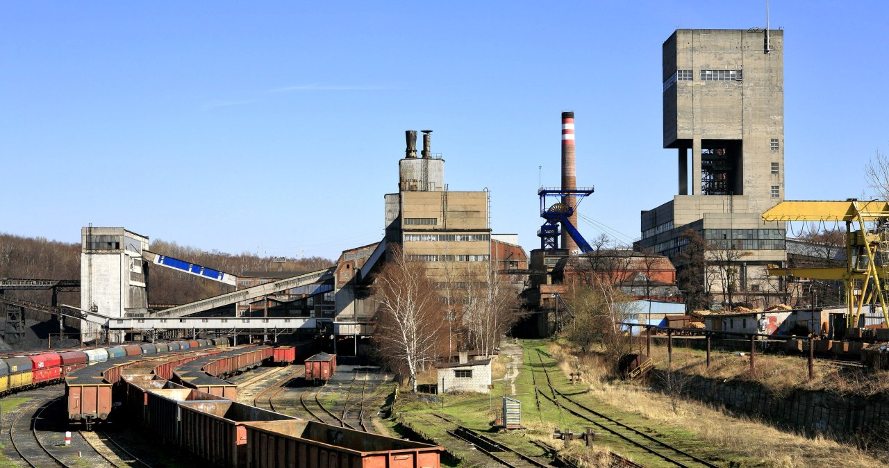 Wstrząs w kopalni Rydułtowy. Utracono kontakt z częścią załogi