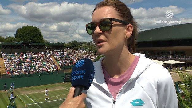 Agnieszka Radwańska, grająca w parze z Francescą Schiavone, rozegra w czwartek (11 lipca) dwa mecze turnieju legend na Wimbledonie. Po porażce z parą Cara Black/ Samantha Stosur, polsko-włoski duet zmierzy się z Kim Clijsters i Martiną Hingis. - Awans Donny Vekić do półfinału był dla mnie zaskoczeniem, ale zrobiła to swoją solidnością. Natomiast u mężczyzn podziwiam Novaka Djokovicia, który osiągnął już wszystko, a dalej znajduje motywację, by walczyć z dużo młodszymi od siebie. Dla mnie to jest GOAT (ang. Greatest of all time - najlepszy zawodnik wszech czasów, przyp. red.) - powiedziała Agnieszka Radwańska w rozmowie z Tomaszem Lorkiem, wysłannikiem Polsatu Sport na Wimbledon.

Transmisje z Wimbledonu można oglądać na sportowych antenach Polsatu oraz w Polsat Box Go