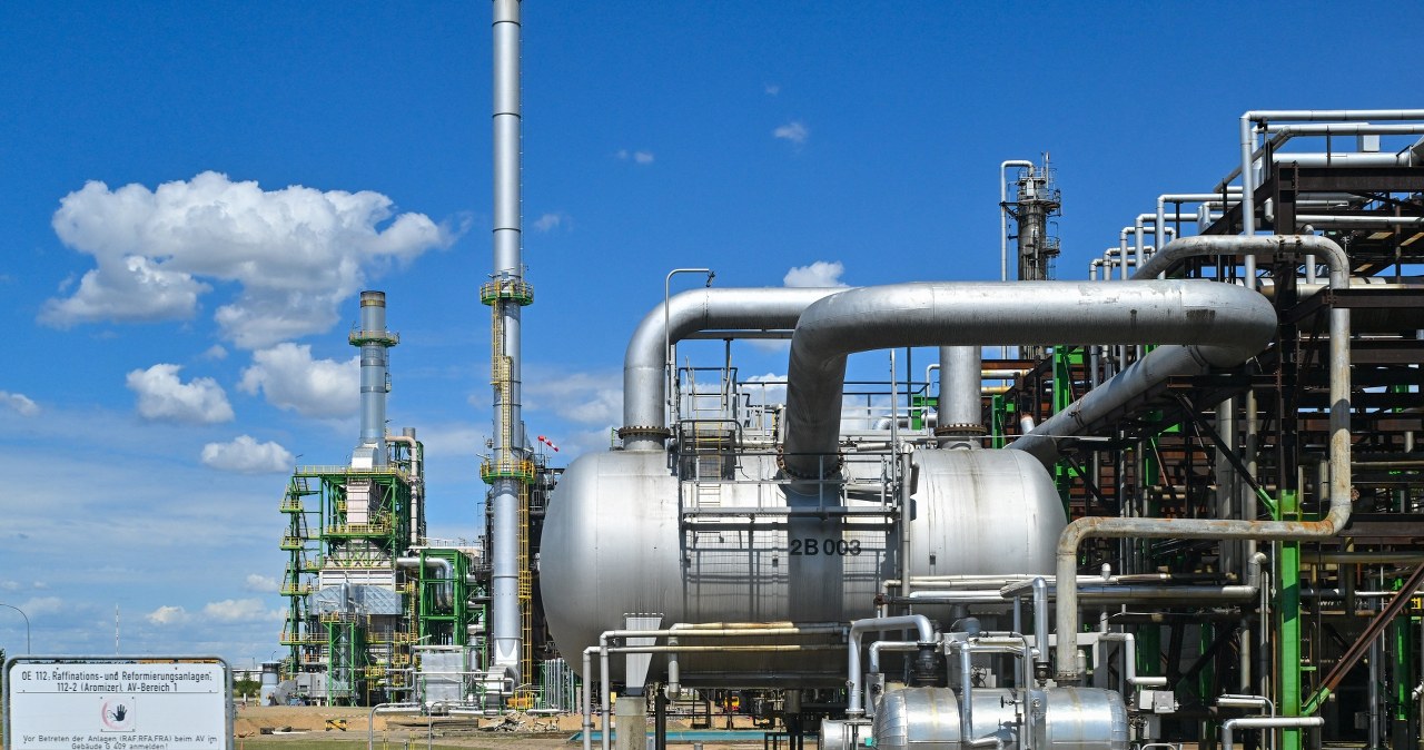 Wyciek ropy w Niemczech. Chodzi o rafinerię w pobliżu granicy z Polską