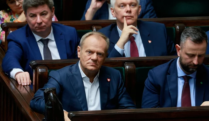 Tusk reaguje po głosowaniu. Posłowie KO zawieszeni i pozbawieni funkcji