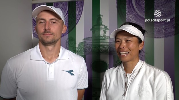 Jan Zieliński w finale Wimbledonu! Polak, grający w parze z Tajwanką Su-Wei Hsieh, po kapitalnym, pełnym pięknych wymian meczu, pokonał w półfinale miksta nowozelandzki duet Michael Venus/ Erin Routliffe 7:6 (7-0), 6:3! - Chciałbym zagrać lepiej w finale. Cieszymy się z wyniku, ale myślę, że jest jeszcze troszkę do poprawy - powiedział Zieliński w rozmowie z Tomaszem Lorkiem, wysłannikiem Polsatu Sport na Wimbledon.

Transmisje z Wimbledonu można oglądać na sportowych antenach Polsatu oraz w Polsat Box Go
