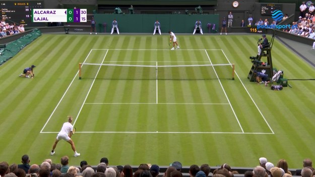 W załączonym materiale wideo prezentujemy najlepsze zagrania Carlosa Alcaraza w drodze do finału Wimbledonu.

Transmisje z Wimbledonu można oglądać na sportowych antenach Polsatu oraz na  Polsat BOX Go   Oglądaj wygodnie gdziekolwiek chcesz: na komputerze, na tablecie, na smartfonie, na Smart TV.

W tekście zawarto link serwisu partnerskiego