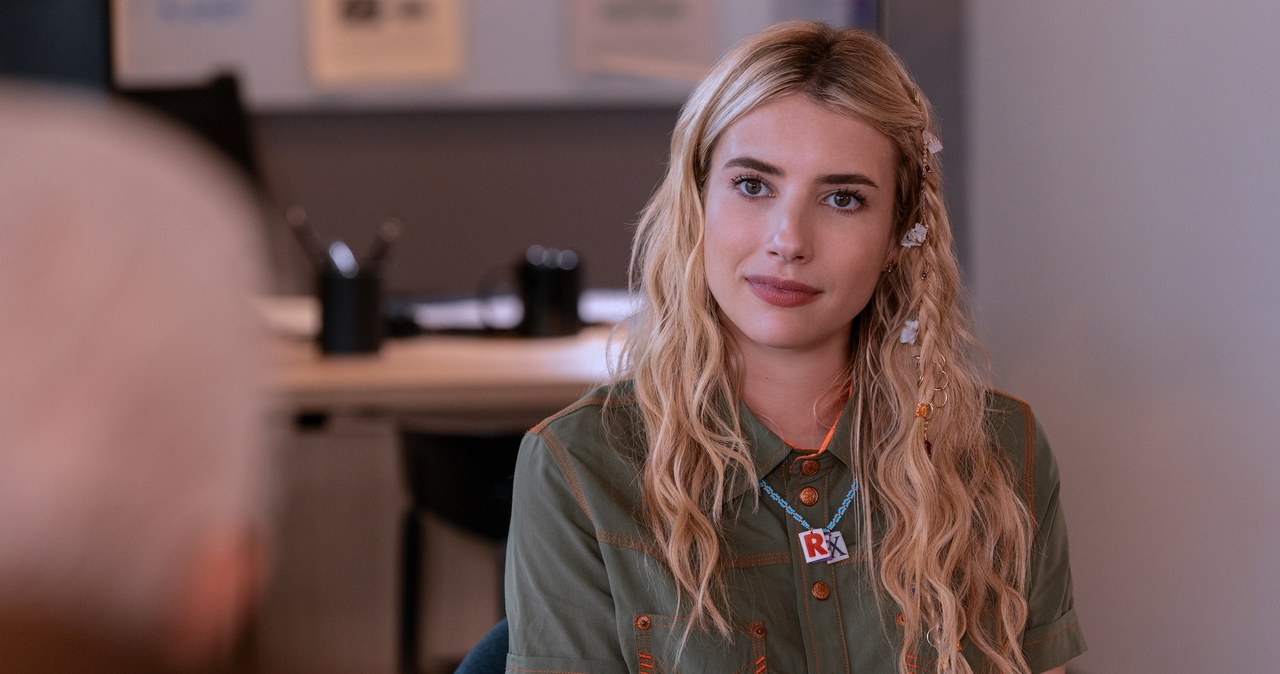 “New in Space”: A movie review with Emma Roberts. A failed comedy