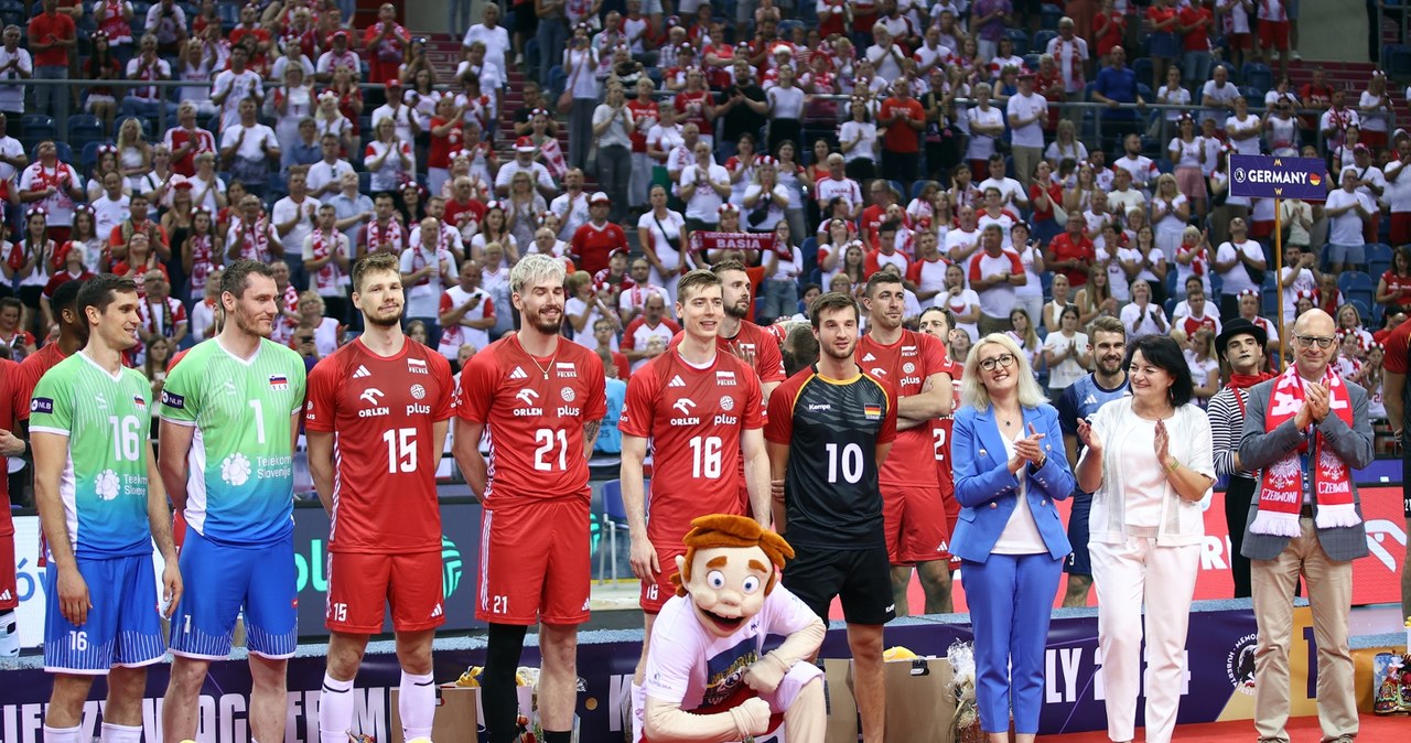 siatkówka, liga, PLS, AZS, siatkarze, siatkarki, wyniki na żywo, siatkówka kobiet, polska reprezentacja Burza po tym, jak polski siatkarz dostał nagrodę MVP. Ogromne poruszenie