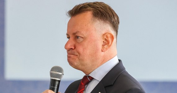 ​Wniosek Służby Kontrwywiadu Wojskowego do prokuratury ws. Mariusza Błaszczaka jest gotowy - powiedział szef MSWiA i minister koordynator służb specjalnych Tomasz Siemoniak. Chodzi o odtajnienie przez Błaszczaka części dokumentu planu użycia Sił Zbrojnych Rzeczypospolitej Polskiej "Warta".