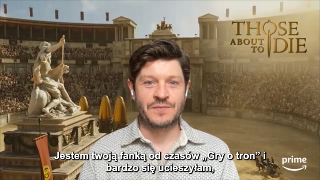 Znany z serialu „Gra o Tron” Iwan Rheon zagrał jedną z głównych ról w nowości Prime Video o tytule „Those About To Die”. W rozmowie z Justyną Miś z Interii opowiedział o swoim bohaterze, jego drodze do miejsca, w którym się znajduje. Opowiada także, czy według niego jest to czarny charakter serialu.