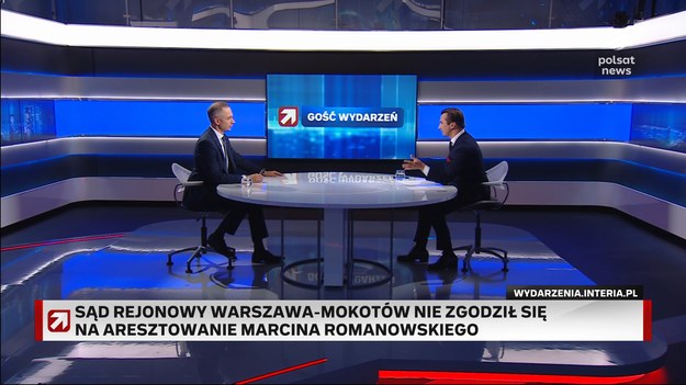 Poseł Suwerennej Polski Marcin Romanowski, który był zatrzymany w związku ze śledztwem dotyczącym nieprawidłowości w Funduszu Sprawiedliwości, wyszedł we wtorek przed północą na wolność.Sąd przychylił się do argumentacji obrońcy posła, który podkreślał, że jego klient nie może być aresztowany ze względu na obowiązujący immunitet członka Zgromadzenia Parlamentarnego Rady Europy.Do sprawy odniósł się w programie "Gość Wydarzeń" w Polsat News wiceprzewodniczący PO i wiceszef MON Cezary Tomczyk, który ocenił, że "mamy do czynienia z pewnym zamieszaniem".