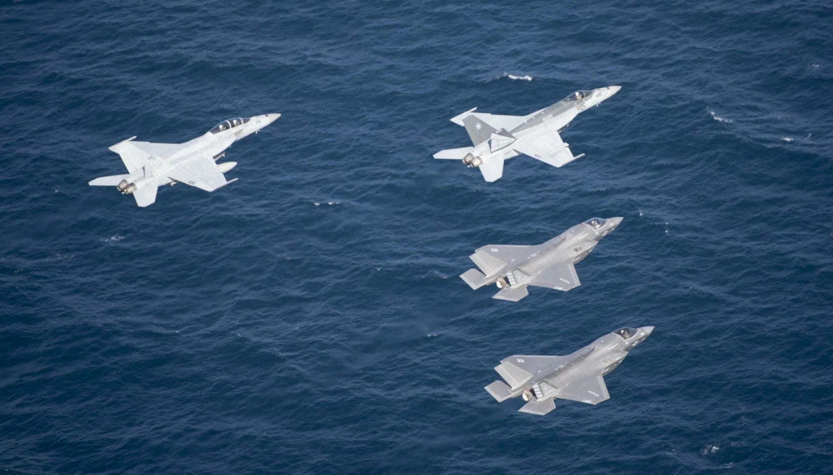 Dwa rosyjskie myśliwce startujące z obwodu królewieckiego znalazły się w międzynarodowej przestrzeni bez zgłoszenia planu lotu. "Fiński F/A-18 Hornet i szwedzki JAS-39 Gripen zostały poderwane" - podała w środę agencja STT.