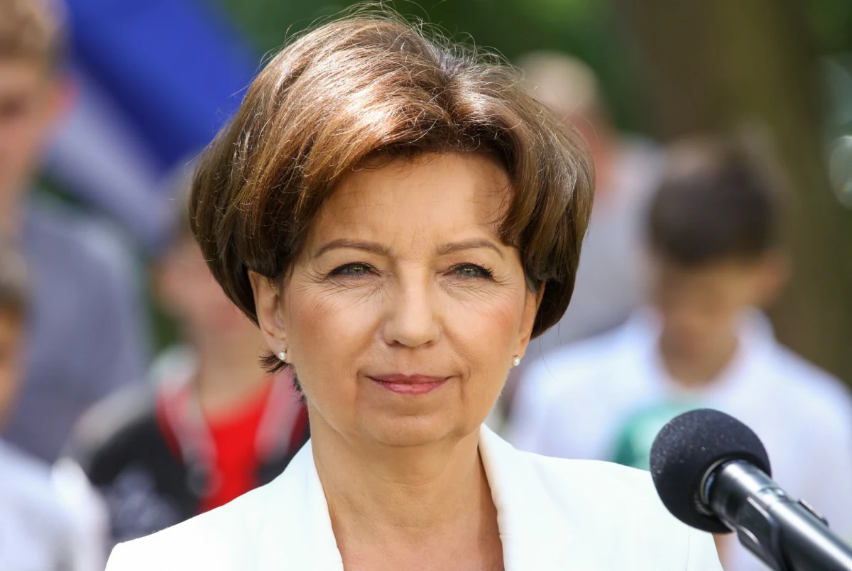 ​Ministerstwo Rodziny, Pracy i Polityki Społecznej złożyło do prokuratury zawiadomienie w sprawie pikników 800 plus. Szefowa resortu Agnieszka Dziemianowicz-Bąk poinformowała, że zawiadomienie dotyczy m.in. możliwości popełnienia przestępstwa przez byłą szefową szefową resortu Marlenę Maląg.