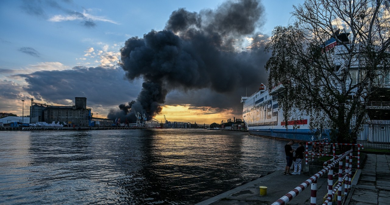 Zwrot ws. pożaru w Gdańsku. Ważny komunikat dla wypoczywających nad morzem