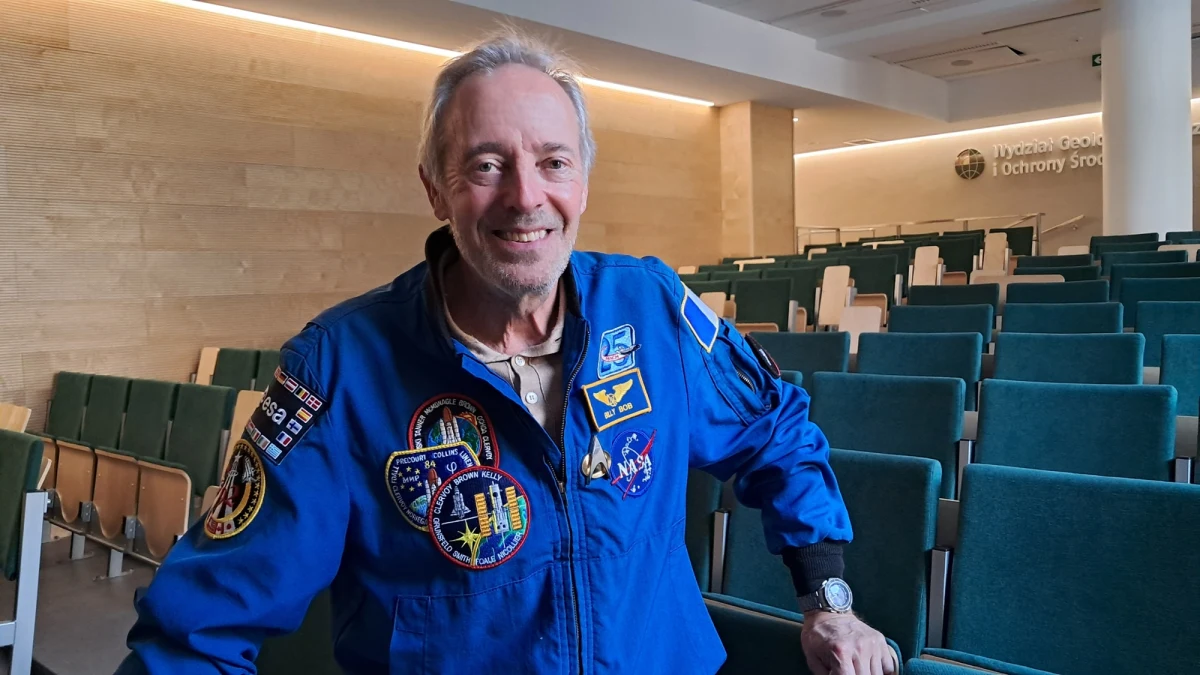 Roboty i sztuczna inteligencja pomogą w podboju kosmosu, ale ludzi nie zastąpią. W realizacji zadań, które wymagają zdolności, intuicji, improwizacji astronauci wciąż będą skuteczniejsi. Tylko oni będą też w stanie opowiedzieć ludziom na Ziemi o emocjach i wrażeniach z podróży kosmicznej - mówi RMF FM francuski astronauta, Jean-Francois Clervoy. Weteran trzech misji promów kosmicznych przewiduje w rozmowie z Grzegorzem Jasińskim, że ludzie wrócą na Księżyc do 2030 roku, w ciągu kolejnej dekady zorganizują wyprawę załogową na orbitę Marsa i mają szansę wylądować na Czerwonej Planecie do roku 2050.